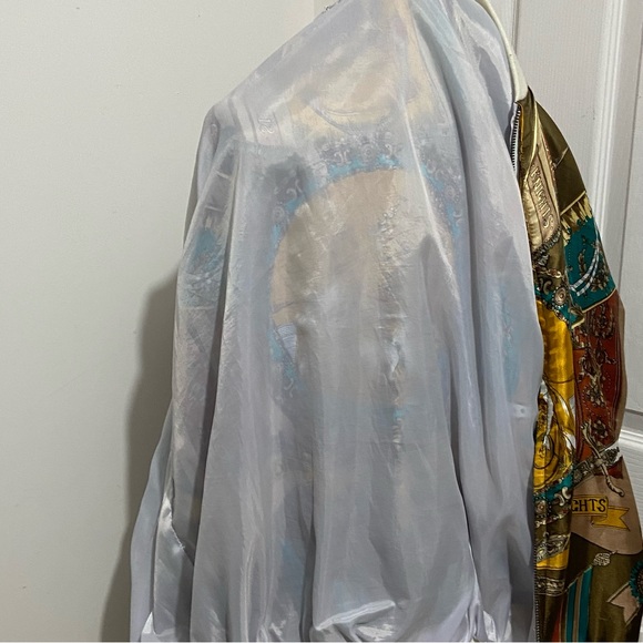 Juhli Vancouver women boroque stylish silky  bomber jacket. Size M/L. Used. - Picture 5 of 14